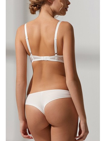 Kadın Beyaz Dantel Dolgulu Sütyen Külot Takımı – Modern, Konforlu Ve Günlük Kombinlere Uygun Kadın Beyaz Dantel Dolgulu Sütyen Külot Takımı – Modern, Konforlu Ve Günlük Kombinlere Uygun