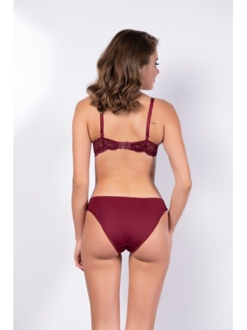 Kadın Bordo Dantel Detaylı Sütyen Ve Külot Takım – Modern, Konforlu Ve Günlük Kombinlere Uygun Kadın Bordo Dantel Detaylı Sütyen Ve Külot Takım – Modern, Konforlu Ve Günlük Kombinlere Uygun