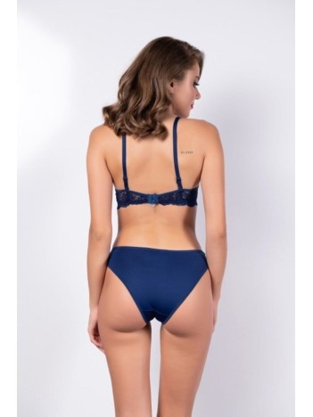 Kadın Lacivert Dantel Detaylı Sütyen Ve Külot Takım – Modern, Konforlu Ve Günlük Kombinlere Uygun Kadın Lacivert Dantel Detaylı Sütyen Ve Külot Takım – Modern, Konforlu Ve Günlük Kombinlere Uygun