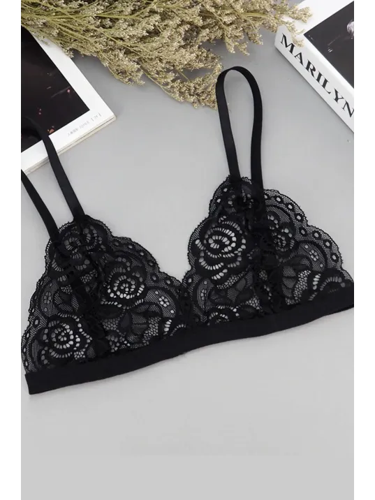 Kadın Siyah Ve Beyaz Dantelli Dolgusuz Sütyen – Modern Ve Şık Tasarım