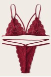 Kadın Bordo Dantel Sütyen Külot Takımı – Modern, Konforlu Ve Günlük Kombinlere Uygun Kadın Bordo Dantel Sütyen Külot Takımı – Modern, Konforlu Ve Günlük Kombinlere Uygun