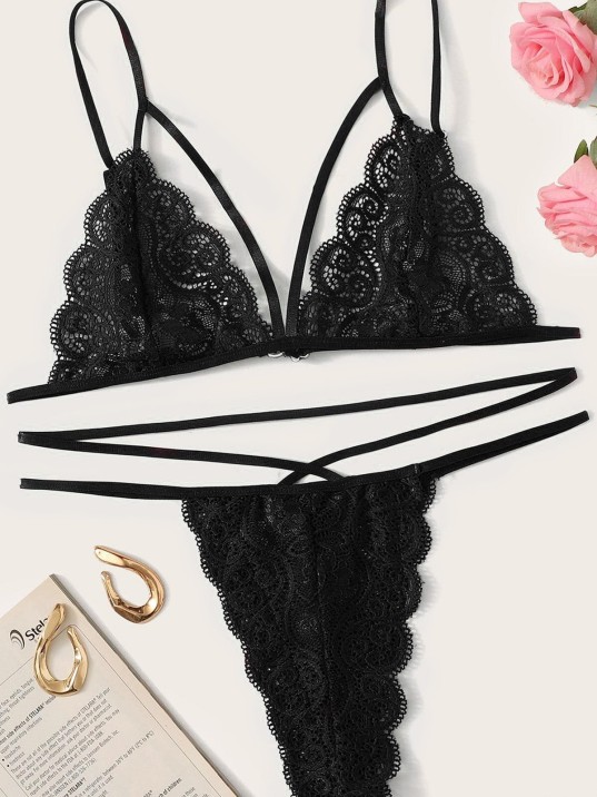 Kadın Siyah Dantel Sütyen Külot Takımı – Modern, Konforlu ve Günlük Kombinlere Uygun