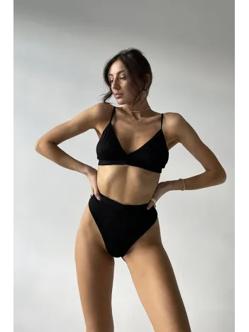 Kadın Siyah Yüksek Bel Dolgusuz Slip Takım – Modern, Konforlu Ve Günlük Kombinlere Uygun