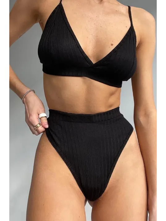 Kadın Siyah Yüksek Bel Dolgusuz Slip Takım – Modern, Konforlu Ve Günlük Kombinlere Uygun