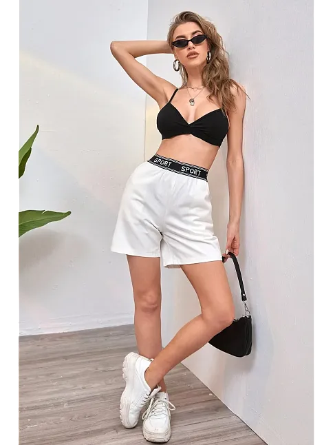 Kadın Siyah Kapsız Sırtı Açık Crop Top Bluz – Şık, Rahat Ve Kolay Kombinlenebilir