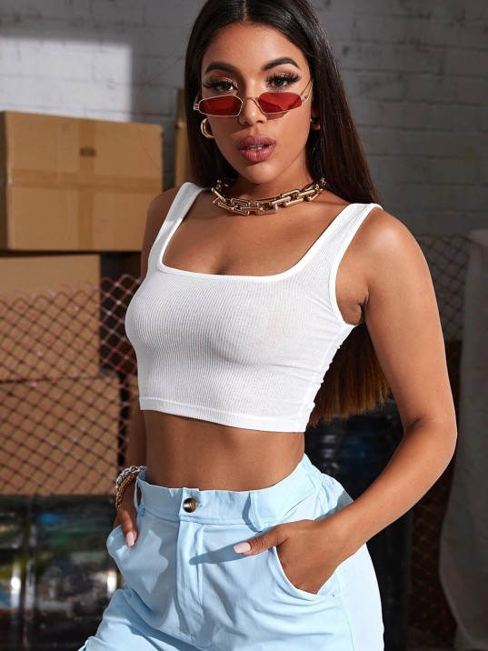 Kadın Beyaz Kalın Askılı Crop Top Büstiyer – Modern Ve Şık Tasarım