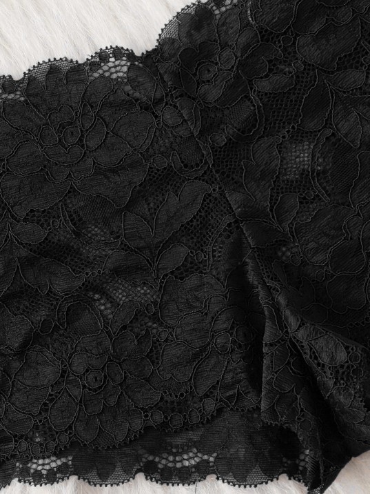 Kadın Siyah Dantelli & Kurdelalı Sütyen Külot Takımı