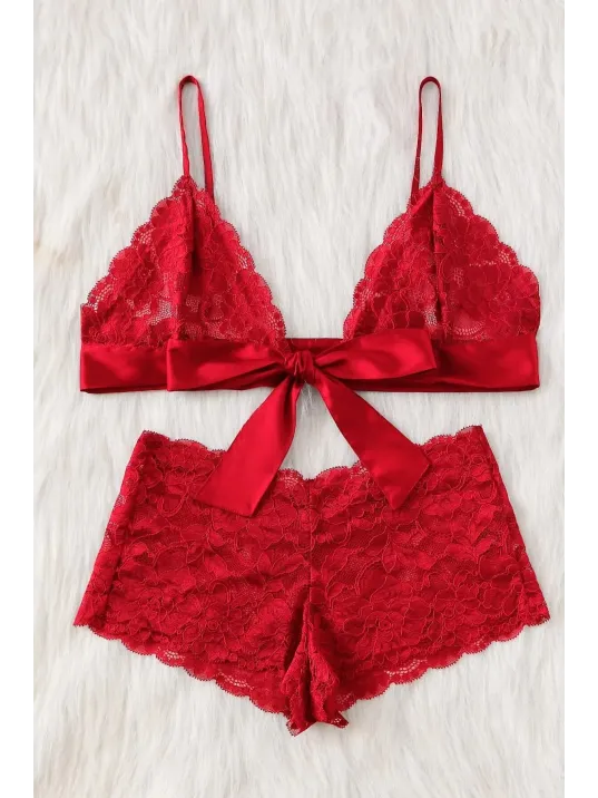 Kadın Kırmızı Dantelli & Kurdelalı Sütyen Külot Takımı – Modern, Konforlu Ve Günlük Kombinlere Uygun