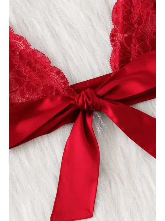 Kadın Kırmızı Dantelli & Kurdelalı Sütyen Külot Takımı – Modern, Konforlu Ve Günlük Kombinlere Uygun