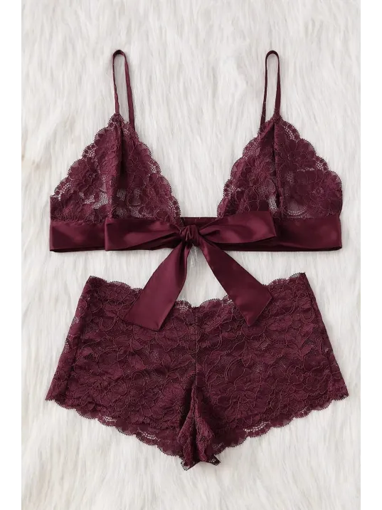 Kadın Bordo Dantelli & Kurdelalı Sütyen Külot Takımı – Modern, Konforlu Ve Günlük Kombinlere Uygun