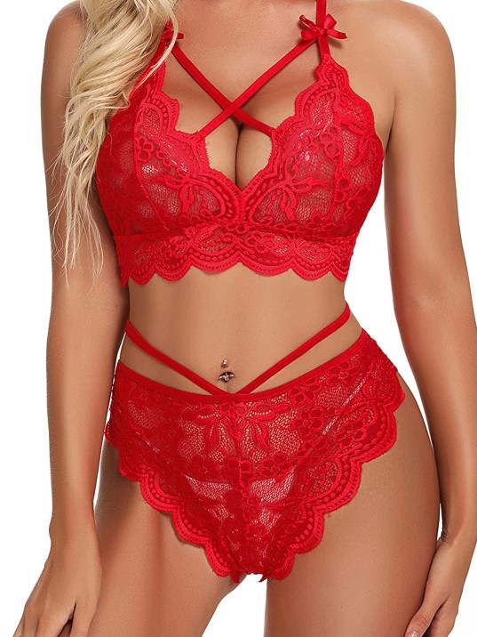 Kırmızı Çapraz Ip Detaylı Şık Sütyen Külot Takım