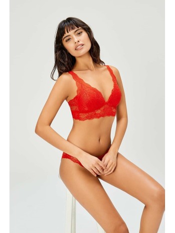 Kadın Kırmızı Dantelli Büstiyer Sütyen Külot Takımı – Modern, Konforlu Ve Günlük Kombinlere Uygun Kadın Kırmızı Dantelli Büstiyer Sütyen Külot Takımı – Modern, Konforlu Ve Günlük Kombinlere Uygun