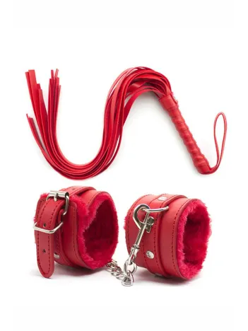 Kırmızı Peluş Kelepçe Ve Kırbaç Seti Kırmızı Peluş Kelepçe Ve Kırbaç Seti