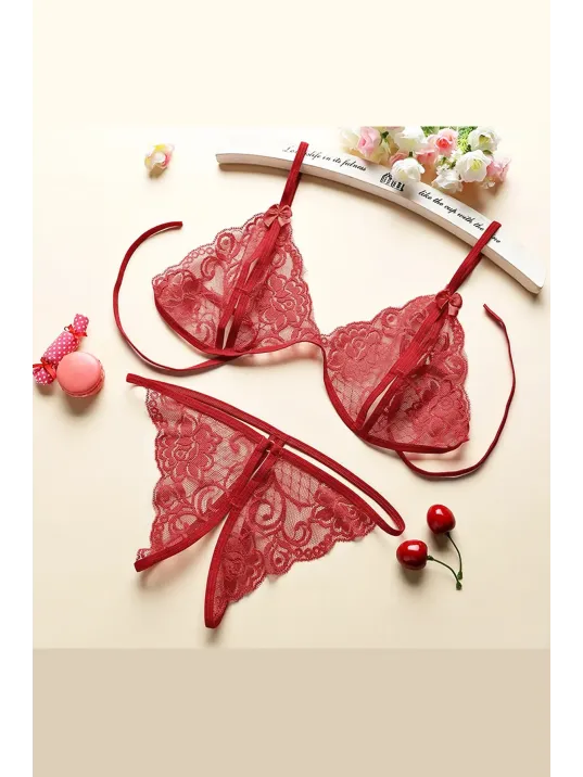 Kadın Bordo Dantelli Sütyen Külot Takımı – Modern, Konforlu Ve Günlük Kombinlere Uygun Kadın Bordo Dantelli Sütyen Külot Takımı – Modern, Konforlu Ve Günlük Kombinlere Uygun