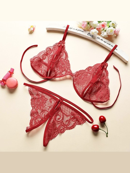 Kadın Bordo Dantelli Sütyen Külot Takımı – Modern, Konforlu Ve Günlük Kombinlere Uygun Kadın Bordo Dantelli Sütyen Külot Takımı – Modern, Konforlu Ve Günlük Kombinlere Uygun