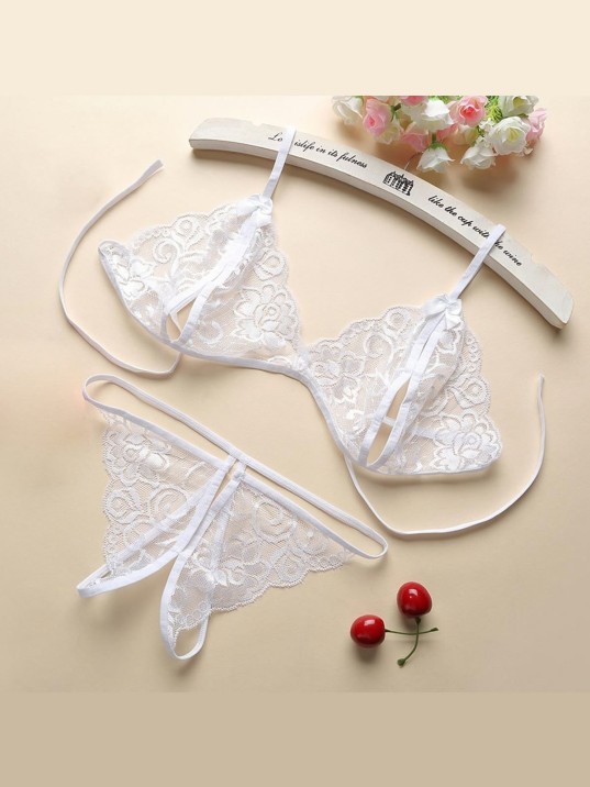 Kadın Beyaz Dantelli Sütyen Külot Takımı – Modern, Konforlu Ve Günlük Kombinlere Uygun