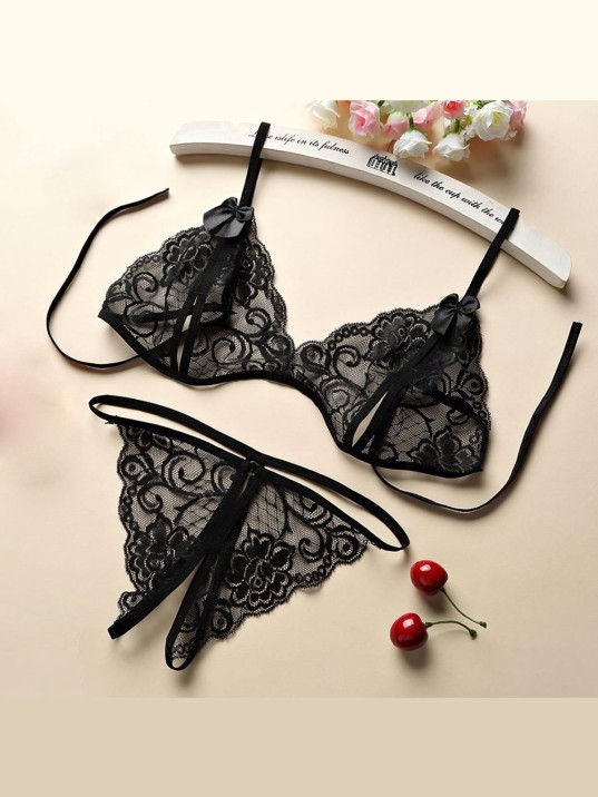 Kadın Siyah Dantelli Sütyen Külot Takımı – Modern, Konforlu Ve Günlük Kombinlere Uygun Kadın Siyah Dantelli Sütyen Külot Takımı – Modern, Konforlu Ve Günlük Kombinlere Uygun