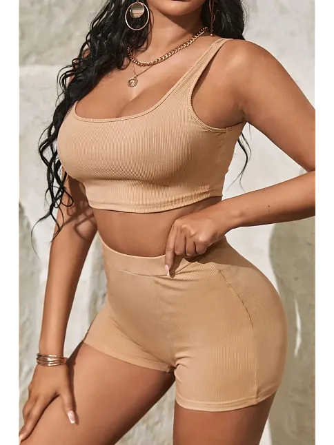 Kadın Krem Rengi Şortlu Crop Top Gecelik Takım – Modern, Konforlu Ve Günlük Kombinlere Uygun