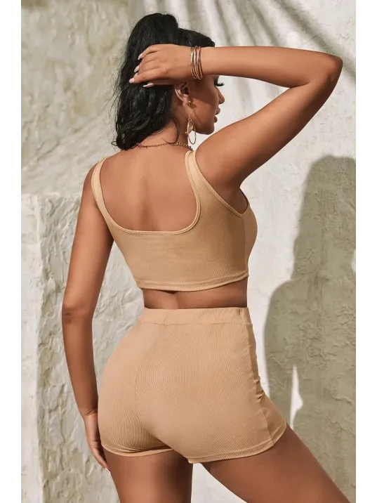 Kadın Krem Rengi Şortlu Crop Top Gecelik Takım – Modern, Konforlu Ve Günlük Kombinlere Uygun