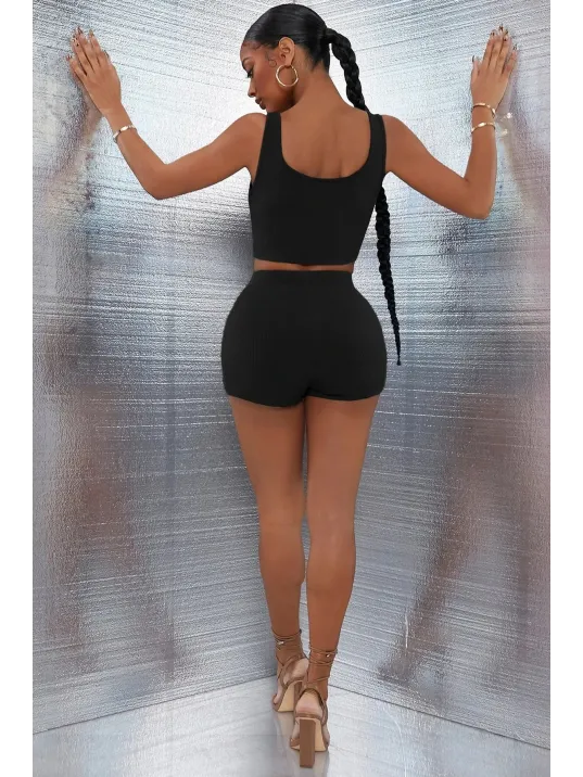 Kadın Siyah Şortlu Crop Top Gecelik Takım – Modern, Konforlu Ve Günlük Kombinlere Uygun