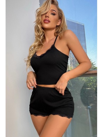 Kadın Siyah Alt Ve Üst Dantel Detaylı Şortlu Gecelik Takımı – Modern, Konforlu Ve Günlük Kombinlere Uygun