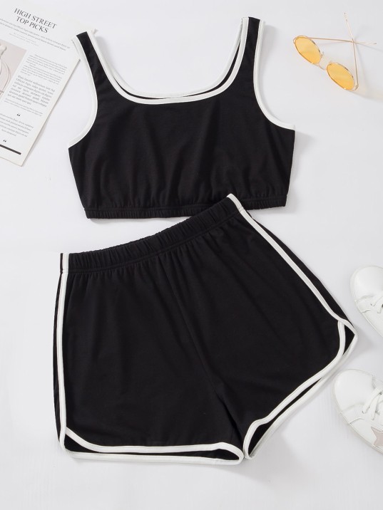 Kadın Siyah Askılı Crop Top Ve Şortlu Gecelik Takım