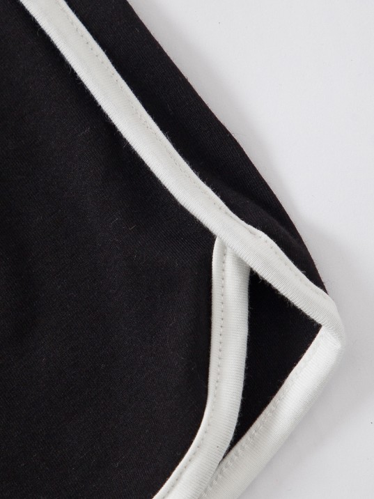 Kadın Siyah Askılı Crop Top Ve Şortlu Gecelik Takım