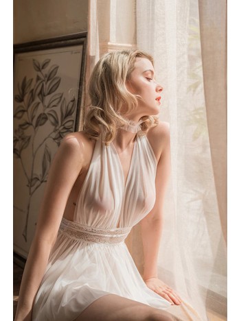 Kadın Beyaz Sırtı Açık Beli Dantelli Gecelik Takım Kadın Beyaz Sırtı Açık Beli Dantelli Gecelik Takım