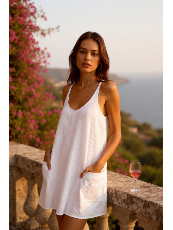 Kadın Beyaz Mini Cepli Tulum Plaj Elbisesi – Şık, Rahat ve 4 Mevsim Kullanıma Uygun