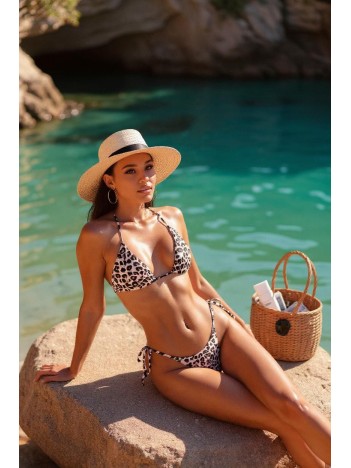 Kadın Leopar Desenli Yandan Bağlamalı Bikini Mayo Takımı – Modern, Konforlu ve Günlük Kombinlere Uygun