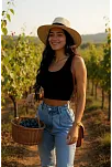 Kadın Siyah Kare Yaka Crop Top Bluz – Şık, Rahat Ve Kolay Kombinlenebilir