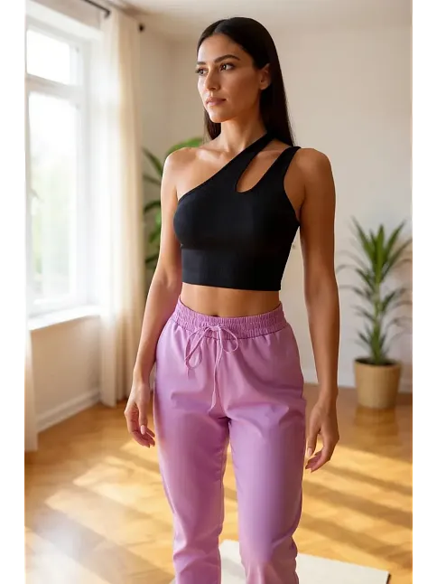 Kadın Siyah Tek Omuz Cut Out Detaylı Crop Top Bluz – Şık, Rahat Ve Kolay Kombinlenebilir