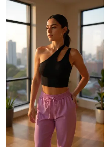 Kadın Siyah Tek Omuz Cut Out Detaylı Crop Top Bluz – Şık, Rahat Ve Kolay Kombinlenebilir