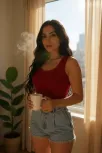 Kadın Kırmızı Kare Yaka Crop Top Bluz – Şık, Rahat Ve Kolay Kombinlenebilir