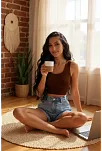 Kadın Kahverengi Kare Yaka Crop Top Bluz – Şık, Rahat Ve Kolay Kombinlenebilir