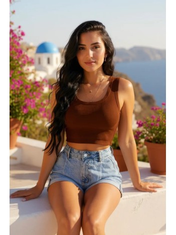 Kadın Kahverengi Kare Yaka Crop Top Bluz – Şık, Rahat Ve Kolay Kombinlenebilir