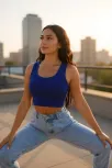 Kadın Lacivert Kare Yaka Crop Top Bluz – Şık, Rahat Ve Kolay Kombinlenebilir