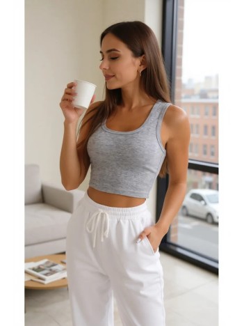 Kadın Gri Kare Yaka Crop Top Bluz – Şık, Rahat ve Kolay Kombinlenebilir