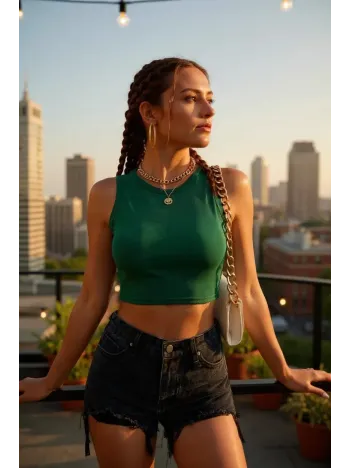 Kadın Yeşil Kare Yaka Crop Top Bluz – Şık, Rahat Ve Kolay Kombinlenebilir Kadın Yeşil Kare Yaka Crop Top Bluz – Şık, Rahat Ve Kolay Kombinlenebilir