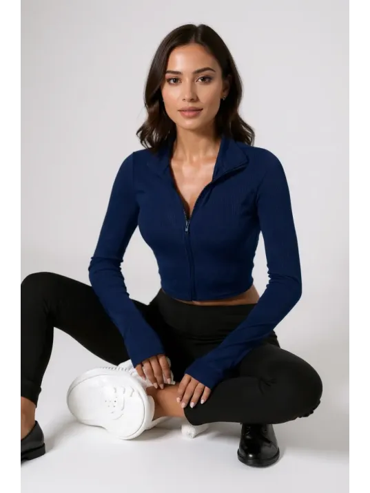 Kadın Lacivert Uzun Kol Fermuarlı Parmak Geçme Detaylı Dik Yaka Crop Top Bluz – Şık, Rahat Ve Kolay Kombinlenebilir Kadın Lacivert Uzun Kol Fermuarlı Parmak Geçme Detaylı Dik Yaka Crop Top Bluz – Şık, Rahat Ve Kolay Kombinlenebilir