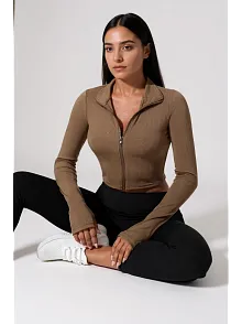 Kadın Kahverengi Uzun Kol Fermuarlı Parmak Geçme Detaylı Dik Yaka Crop Top Bluz – Şık, Rahat Ve Kolay Kombinlenebilir
