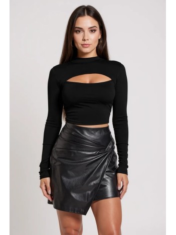 Kadın Siyah Göğüs Dekolteli Uzun Kollu Cut Out Crop Top Bluz – Şık, Rahat ve Kolay Kombinlenebilir