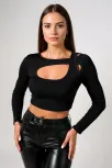 Kadın Siyah Göğüs Dekolteli Çapraz Askılı Uzun Kollu Crop Top Bluz – Şık, Rahat Ve Kolay Kombinlenebilir