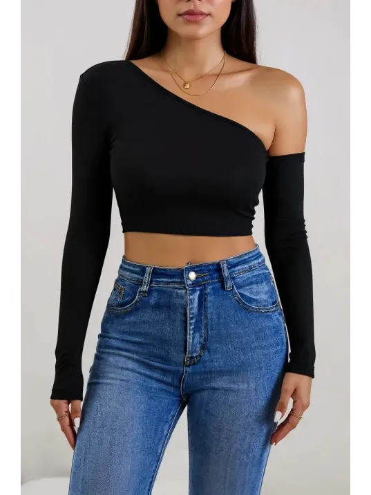 Kadın Siyah Tek Omuz Detaylı Uzun Kol Crop Top Bluz – Şık, Rahat Ve Kolay Kombinlenebilir