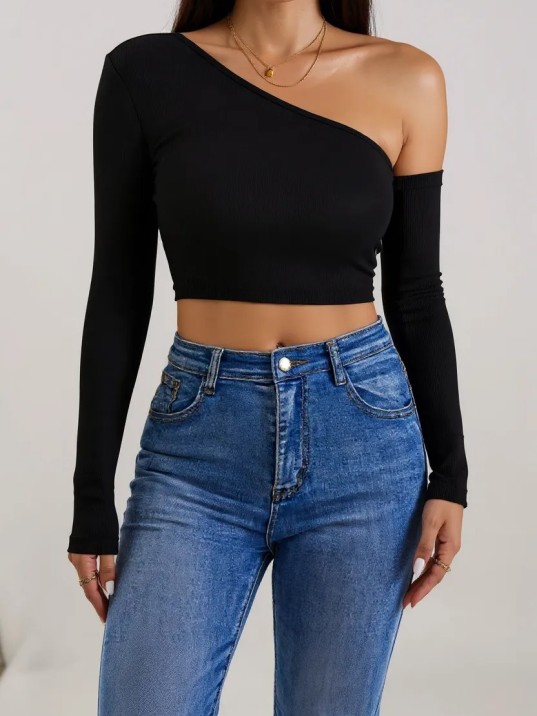Kadın Siyah Tek Omuz Detaylı Uzun Kol Crop Top Bluz – Şık, Rahat Ve Kolay Kombinlenebilir