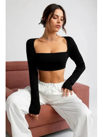 Kadın Siyah Uzun Kol Göğüs Ve Sırt Dekolteli Crop Top Bluz – Şık, Rahat Ve Kolay Kombinlenebilir Kadın Siyah Uzun Kol Göğüs Ve Sırt Dekolteli Crop Top Bluz – Şık, Rahat Ve Kolay Kombinlenebilir