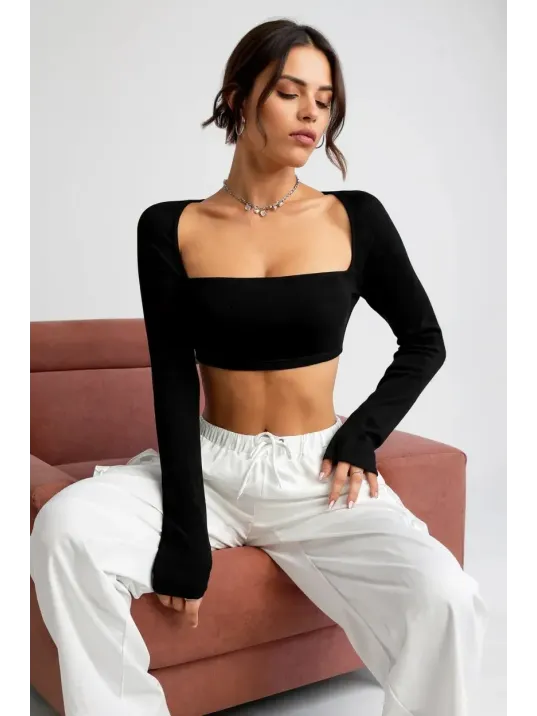 Kadın Siyah Uzun Kol Göğüs Ve Sırt Dekolteli Crop Top Bluz – Şık, Rahat Ve Kolay Kombinlenebilir