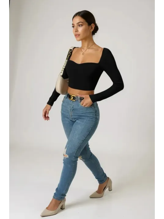 Kadın Siyah Uzun Kol Göğüs Dekolteli Şık Crop Top Bluz – Şık, Rahat Ve Kolay Kombinlenebilir