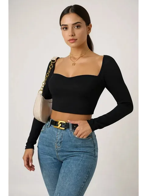 Kadın Siyah Uzun Kol Göğüs Dekolteli Şık Crop Top Bluz – Şık, Rahat Ve Kolay Kombinlenebilir