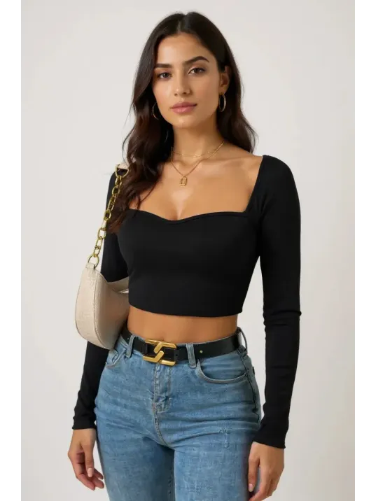 Kadın Siyah Uzun Kol Göğüs Dekolteli Şık Crop Top Bluz – Şık, Rahat Ve Kolay Kombinlenebilir